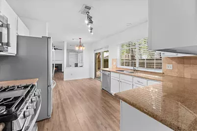 179 Sylvan Forest Drive, The Woodlands, TX 77381 - Photo 17