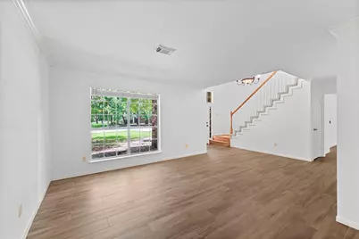 179 Sylvan Forest Drive, The Woodlands, TX 77381 - Photo 11