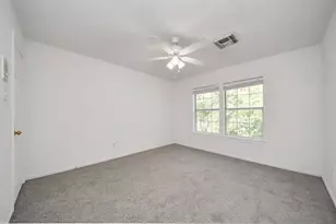 1608 Keystone Dr, Friendswood, TX 77546 - Photo 33