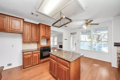 1608 Keystone Drive, Friendswood, TX 77546 - Photo 9