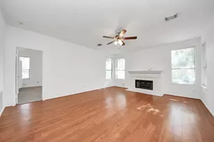 1608 Keystone Dr, Friendswood, TX 77546 - Photo 3