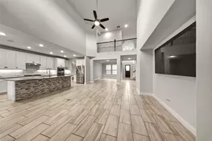 710 Turner Cove Ct, La Porte, TX 77571 - Photo 9