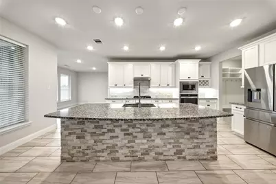 710 Turner Cove Court, La Porte, TX 77571 - Photo 9