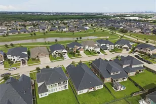 710 Turner Cove Ct, La Porte, TX 77571 - Photo 37