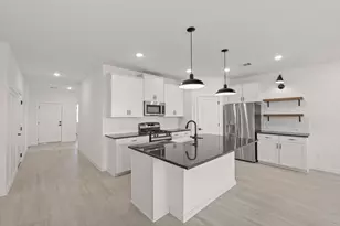 355 W Rose Marie Ln, Montgomery, TX 77356 - Photo 3