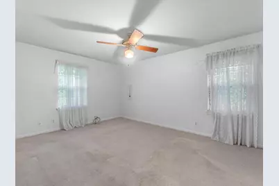 4910 Yarwell Drive, Houston, TX 77096 - Photo 11