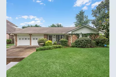 4910 Yarwell Drive, Houston, TX 77096 - Photo 1