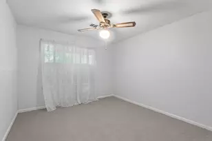 4910 Yarwell Dr, Houston, TX 77096 - Photo 13