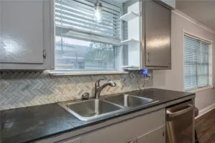 3202 Hays St, Pasadena, TX 77503 - Photo 13