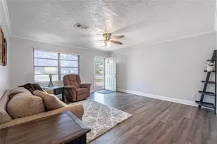 3202 Hays St, Pasadena, TX 77503 - Photo 7