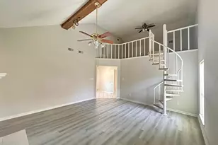 219 Kings Ct, Stafford, TX 77477 - Photo 7