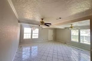 219 Kings Ct, Stafford, TX 77477 - Photo 13