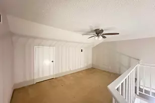 219 Kings Ct, Stafford, TX 77477 - Photo 11