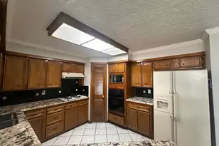 219 Kings Ct, Stafford, TX 77477 - Photo 21