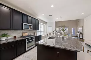 2207 Tonkawa Trl, Katy, TX 77493 - Photo 7