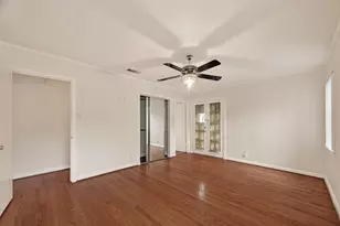 5666 Overbrook Ln, Houston, TX 77056 - Photo 27
