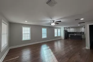 104 Mesquite St, Louise, TX 77455 - Photo 3