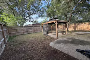 104 Mesquite St, Louise, TX 77455 - Photo 21