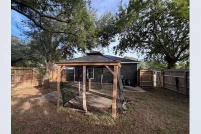 104 Mesquite Street, Louise, TX 77455 - Photo 23