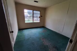 6953 Jay St, Houston, TX 77028 - Photo 3
