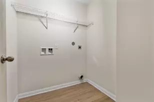 11651 El Ambar Dr, Houston, TX 77048 - Photo 13