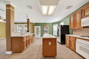 2383 Indigo Harbour Ln, League City, TX 77573 - Photo 19