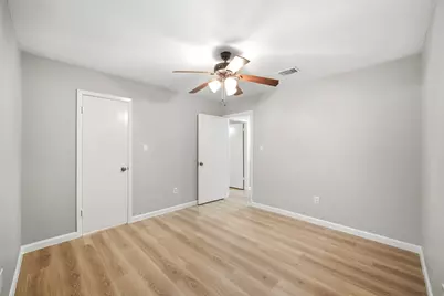10427 Foxrow Lane, Houston, TX 77064 - Photo 15