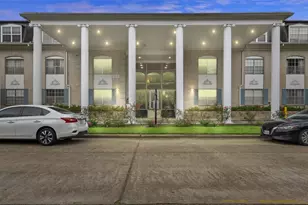 2601 Bellefontaine St, Houston, TX 77025 - Photo 1