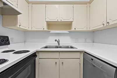 2601 Bellefontaine Street #C116, Houston, TX 77025 - Photo 17