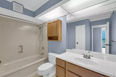 5220 Seawall Boulevard #1034, Galveston, TX 77551 - Photo 11