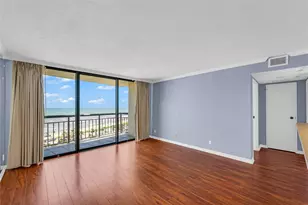 5220 Seawall Blvd, Galveston, TX 77551 - Photo 3