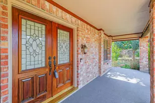 2507 Hillside Ct, Sugar Land, TX 77479 - Photo 3