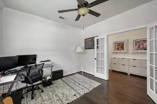 471 Hendricks Forest Ln, Conroe, TX 77384 - Photo 9