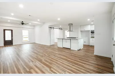 3200 Hoover Street, La Marque, TX 77568 - Photo 3