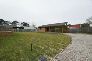 3200 Hoover St, La Marque, TX 77568 - Photo 31