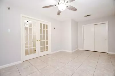 11811 Fossil Rock Lane, Houston, TX 77034 - Photo 19