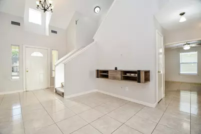 11811 Fossil Rock Lane, Houston, TX 77034 - Photo 9