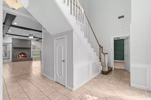 18326 Lake Oaks Dr, Spring, TX 77388 - Photo 9