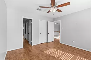 18326 Lake Oaks Dr, Spring, TX 77388 - Photo 17