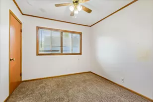 213 Highland Dr, Hitchcock, TX 77563 - Photo 13