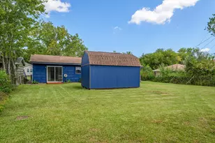 213 Highland Dr, Hitchcock, TX 77563 - Photo 17