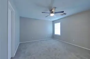 16783 Fallen Timbers Dr, Conroe, TX 77385 - Photo 9