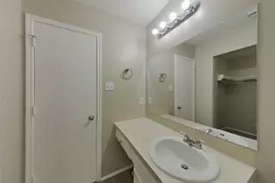 16783 Fallen Timbers Dr, Conroe, TX 77385 - Photo 11