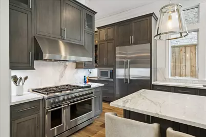 3020 Lake Street, Houston, TX 77098 - Photo 11