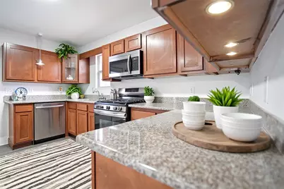 8505 Denby Street, Houston, TX 77012 - Photo 7