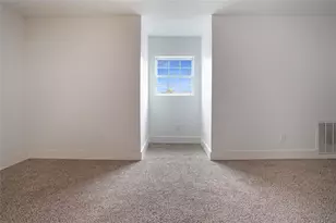 8505 Denby St, Houston, TX 77012 - Photo 11