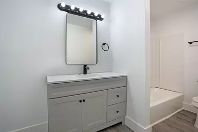 8505 Denby Street, Houston, TX 77012 - Photo 13