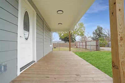 8505 Denby Street, Houston, TX 77012 - Photo 3