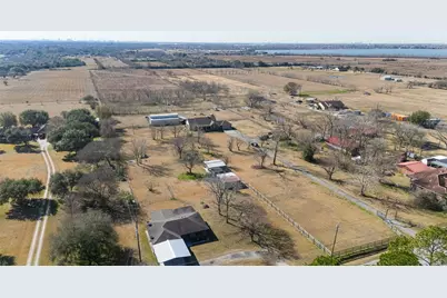 3418 Barbers Hill Road, Highlands, TX 77562 - Photo 39