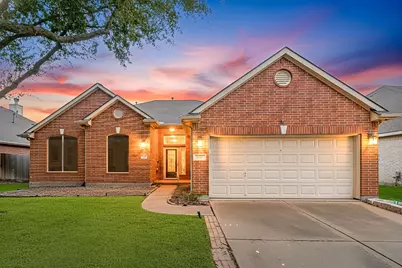 2010 Lincoln Crest Way, Sugar Land, TX 77498 - Photo 1